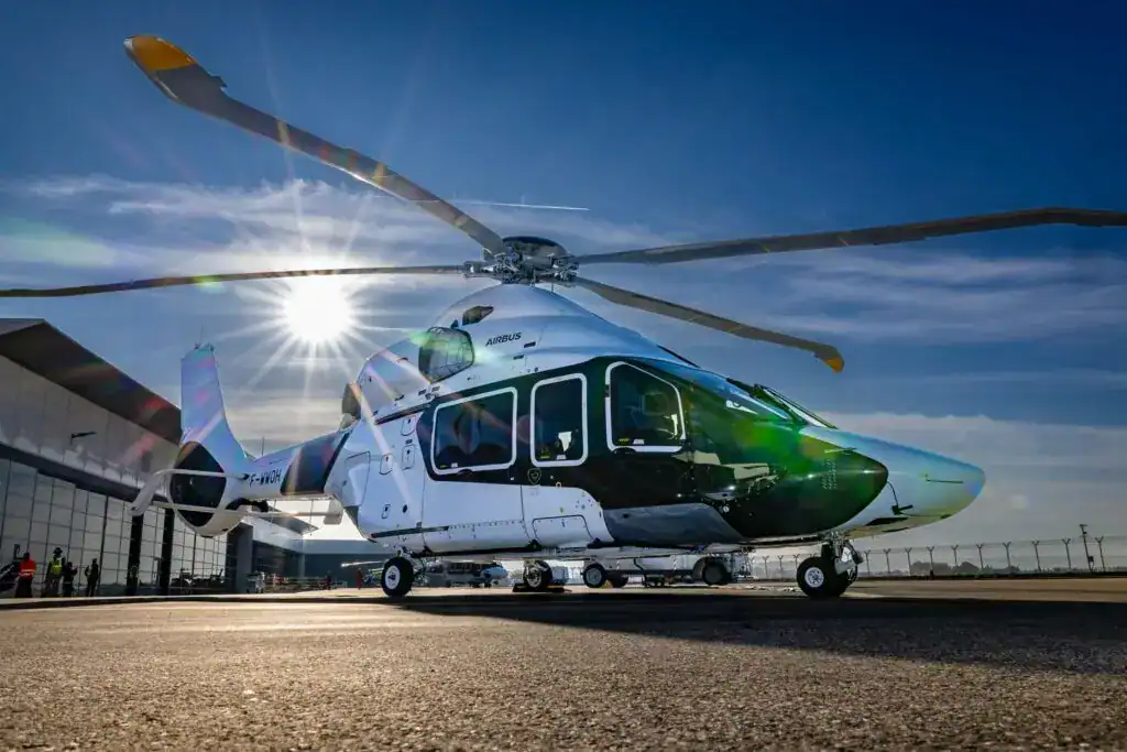 helicopter near hangar